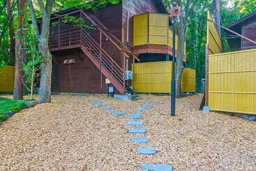 هتل Fujiyama Inn Conifer