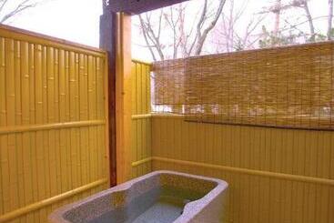 هتل Fujiyama Inn Conifer
