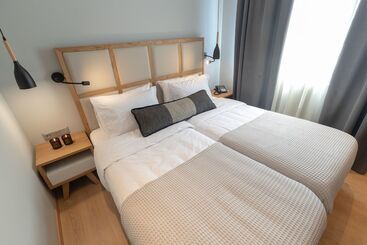 هتل Grand Port Suites