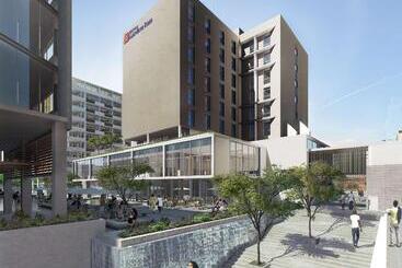 هتل Hilton Garden Inn Windhoek