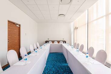 هتل Hilton Garden Inn Windhoek