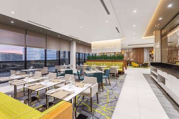 هتل Hilton Garden Inn Windhoek