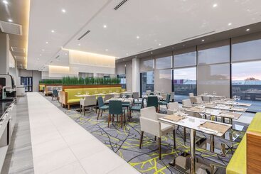 هتل Hilton Garden Inn Windhoek