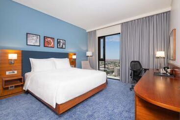 هتل Hilton Garden Inn Windhoek