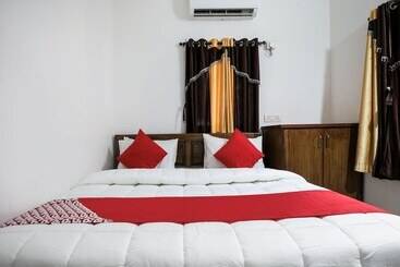هتل Rosy Guest House By Oyo