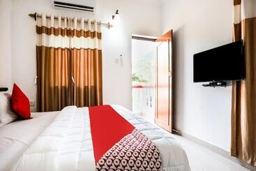 هتل Rosy Guest House By Oyo