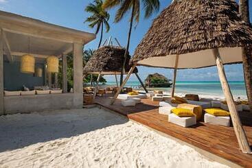 هتل Upendo Beach Boutique