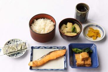هتل Castle Inn Suzuka
