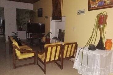 هتل Colonial El Bosque