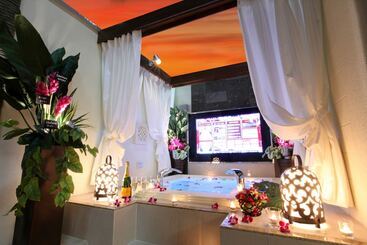 هتل Lusso Croce Urban Resort   Adult Only