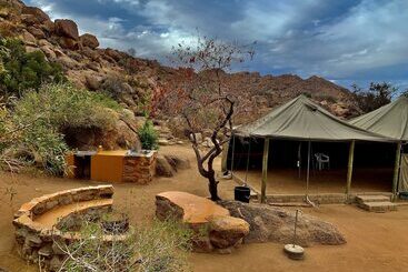 هتل Namibgrens Guest Farm