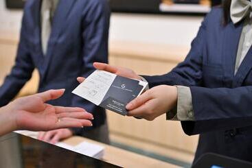 هتل Oriental Suites Airport Osaka Rinku