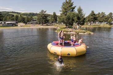 هتل Sveastranda Camping