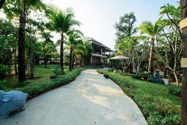 هتل The Organery Retreat