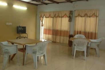 Kamac   Hostel