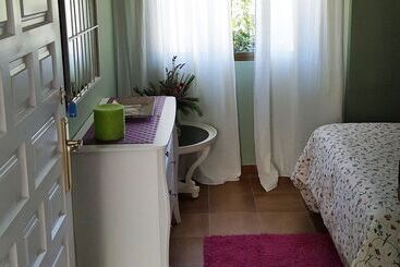펜션 Hospedería Rural Las Buganvillas