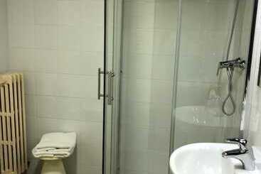 پانسیون Hostal Di Verena