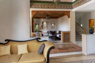 پانسیون Hôtel Riad Airport Marrakech