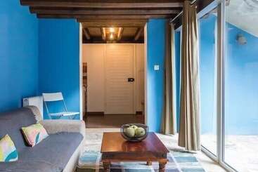 Redbluedoor