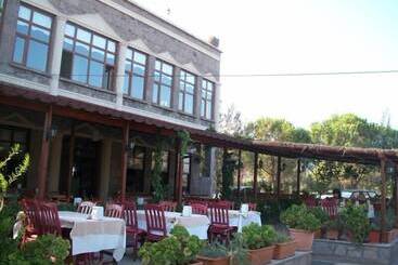 Assos Büyük Yıldızsaray Otel