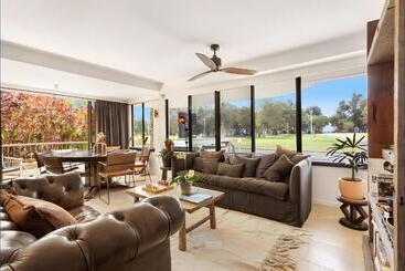 Byron Pacific Apartments