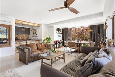 Byron Pacific Apartments