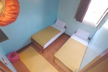 هتل Dahab Hostel