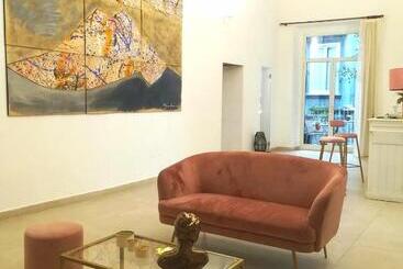 هتل Il Tesoro Smart Suite & Spa