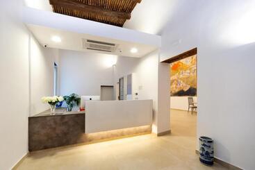 هتل Il Tesoro Smart Suite & Spa