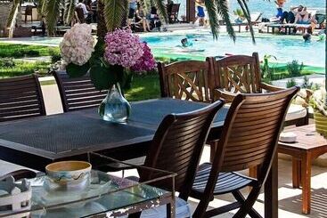 هتل Palm Beach Arsuz