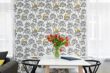 Nook Nook Apartments Katarzyny 2