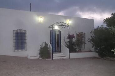 پانسیون Cortijo La Fuensanta