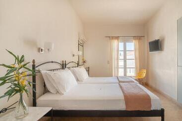 Mimoza - Spetses