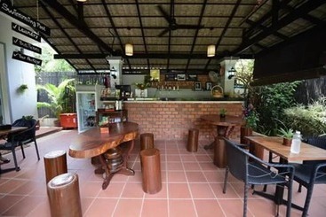 پانسیون Nika's House