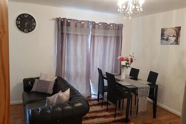 پانسیون Oxford Imperial Guest House