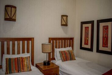 Legend Safaris   Kruger Park Lodge