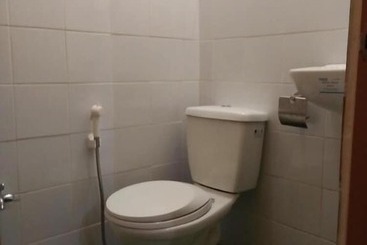 پانسیون Ddd Habitat Dormitory   Tacloban