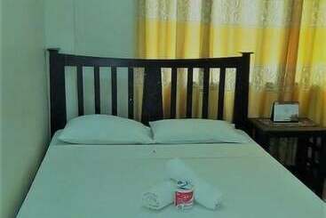 پانسیون Ddd Habitat Dormitory   Tacloban