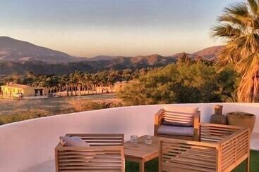 Pension La Careza De Mijas   Adults Only