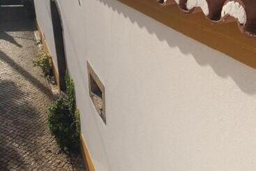 پانسیون Quinta Ribeira Do Labrador   Lisbon West Wine Route