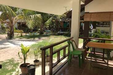 پانسیون Villa Cecilia Siargao