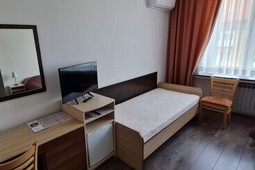 مسافرخانه Rooms Lara