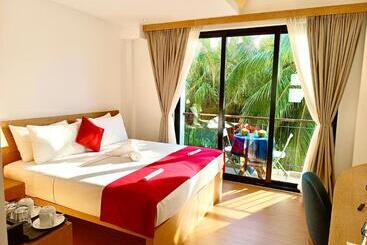 Ranthari Hotel And Spa Ukulhas Maldives