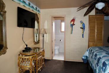 Flamingo Motel