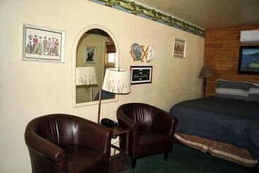 Flamingo Motel