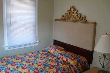 Four Winds Motel