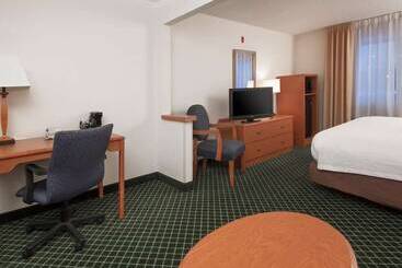 فندق Baymont By Wyndham Coon Rapids