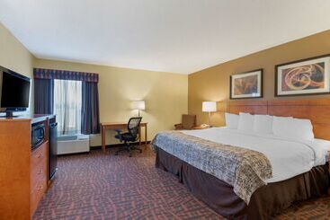 هتل Best Western Louisville East Inn & Suites