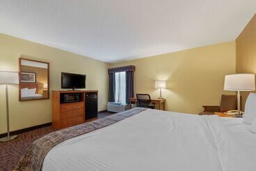 هتل Best Western Louisville East Inn & Suites