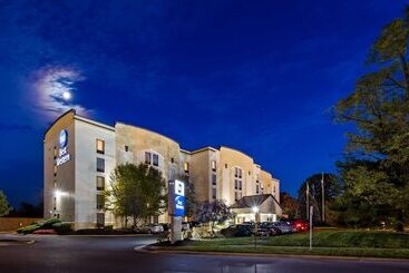 هتل Best Western Louisville East Inn & Suites